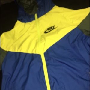 Nike windbreaker